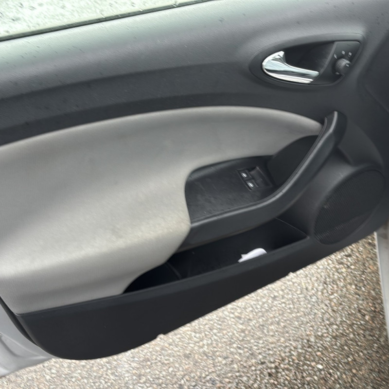 SEAT IBIZA 4 PHASE 3 1.0 MPI - 12V Photo n°20