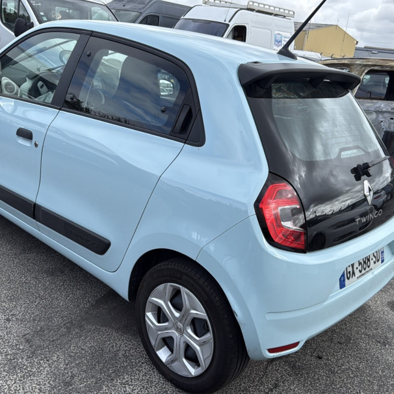 RENAULT TWINGO 3 PHASE 2 ZE Photo n°4