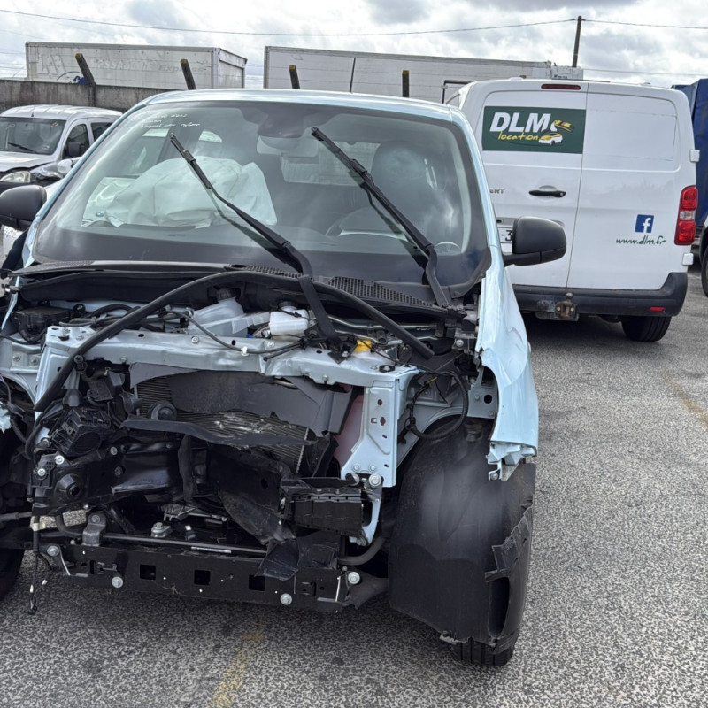 RENAULT TWINGO 3 PHASE 2 ZE Photo n°8