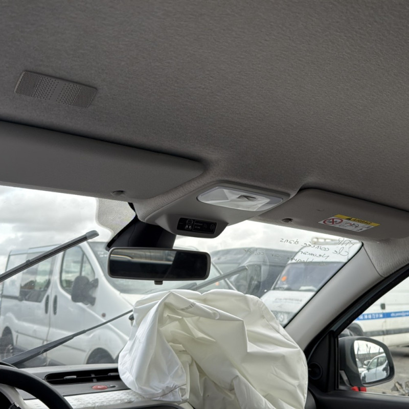 RENAULT TWINGO 3 PHASE 2 ZE Photo n°15