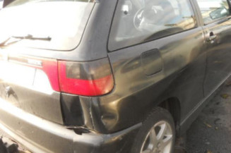 Eclairage de plaque SEAT IBIZA 2