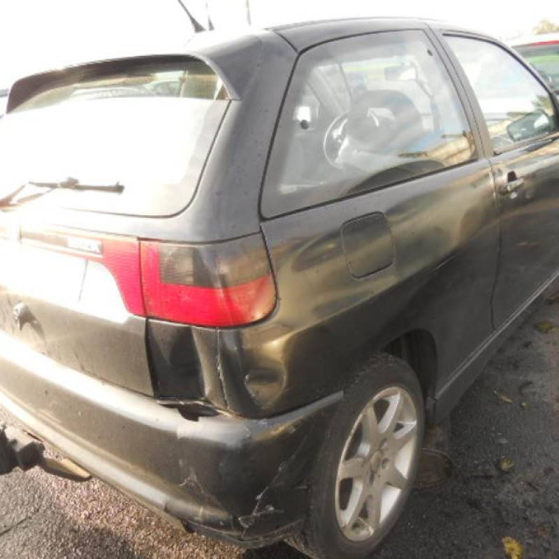 Eclairage de plaque SEAT IBIZA 2 Photo n°6