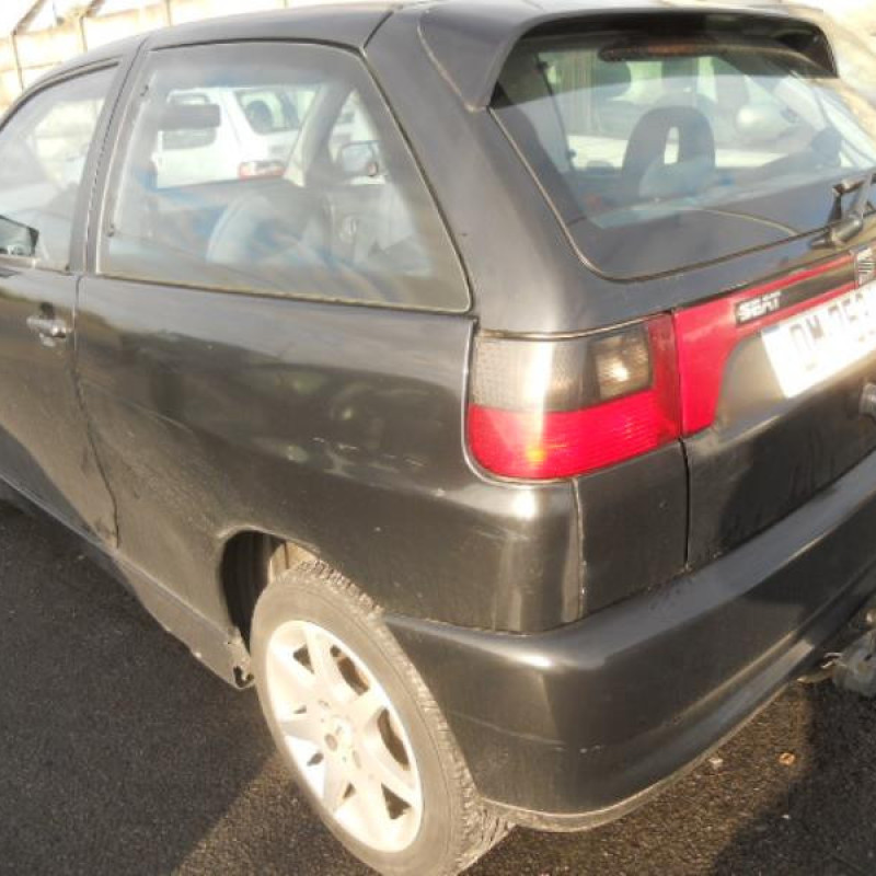 Eclairage de plaque SEAT IBIZA 2 Photo n°7