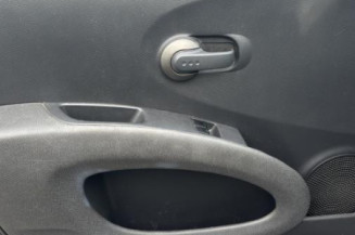 Renfort pare choc avant (traverse) NISSAN MICRA 3