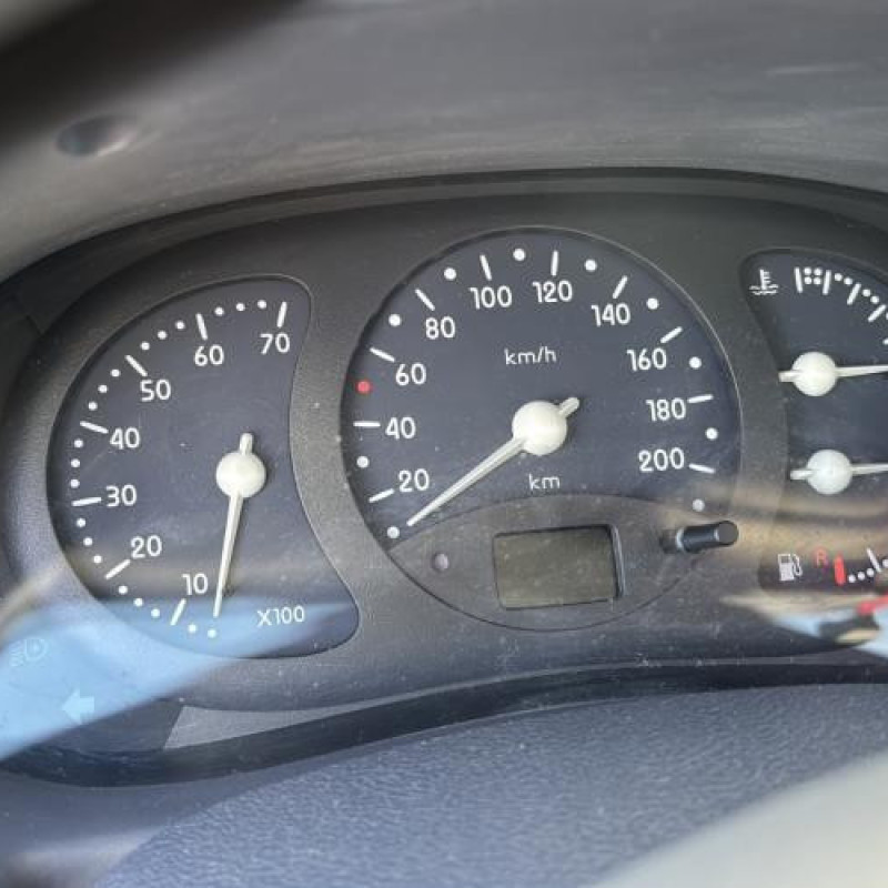 Catalyseur (echappement) RENAULT CLIO 2 Photo n°19