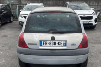 Reservoir essence RENAULT CLIO 2