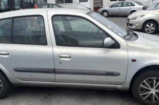 Reservoir essence RENAULT CLIO 2