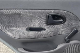 Reservoir essence RENAULT CLIO 2