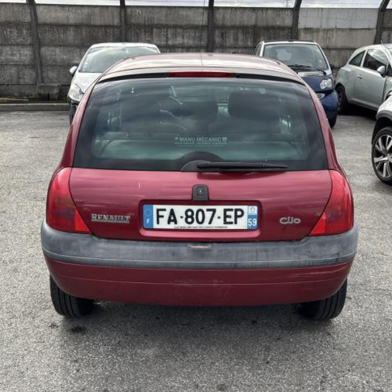 Reservoir essence RENAULT CLIO 2 Photo n°8