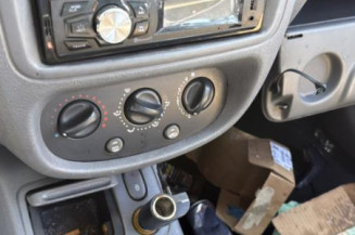 Reservoir essence RENAULT CLIO 2