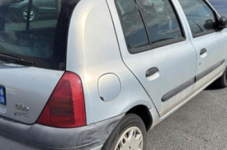 Reservoir essence RENAULT CLIO 2