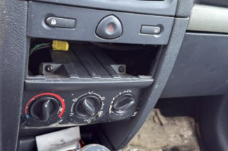 Reservoir essence RENAULT CLIO 2