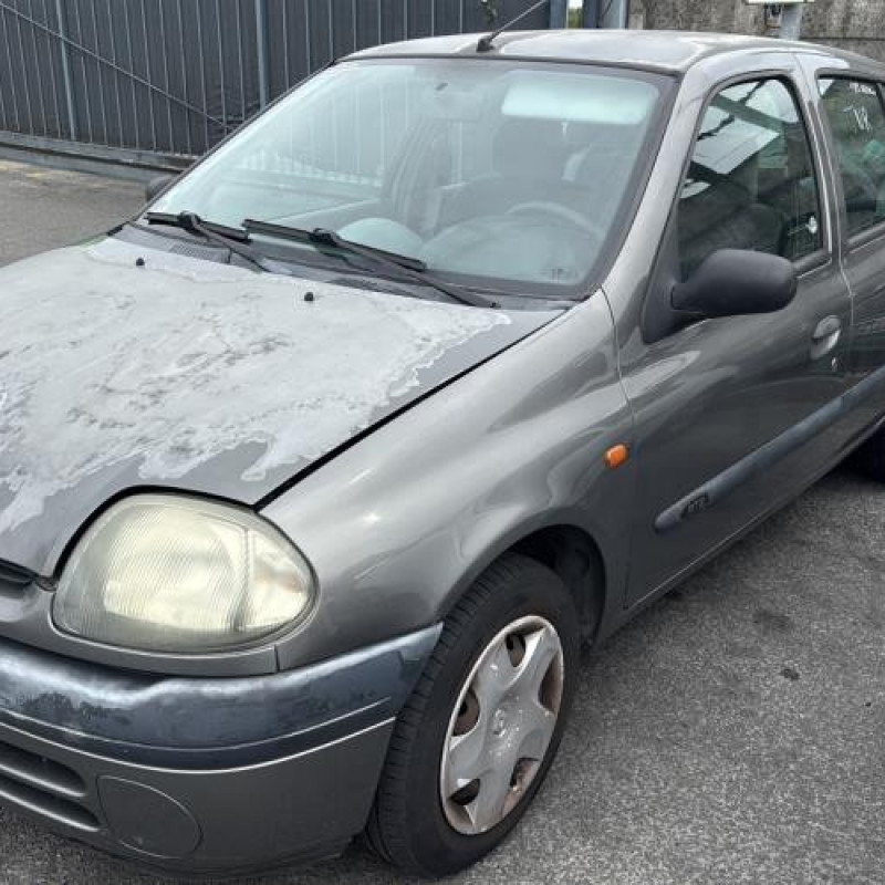 Catalyseur (echappement) RENAULT CLIO 2 Photo n°1