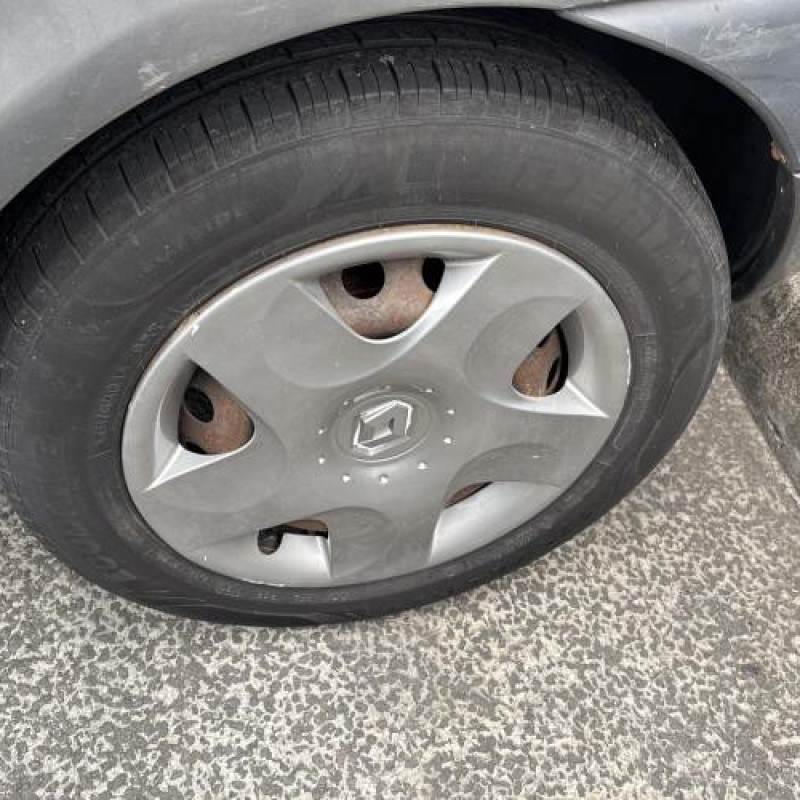 Catalyseur (echappement) RENAULT CLIO 2 Photo n°18