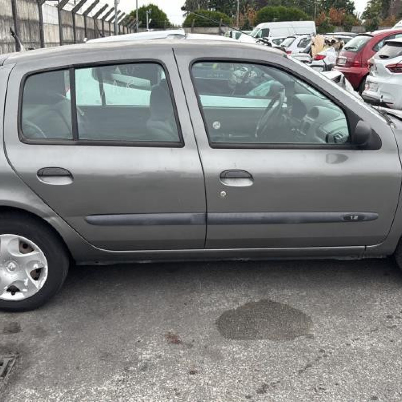 Reservoir essence RENAULT CLIO 2 Photo n°4