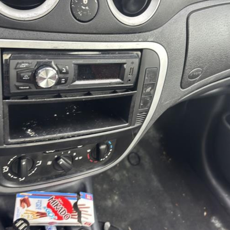 Reservoir essence CITROEN C2 Photo n°15