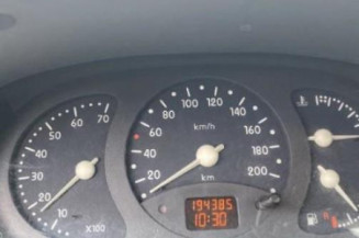 Reservoir essence RENAULT CLIO 2