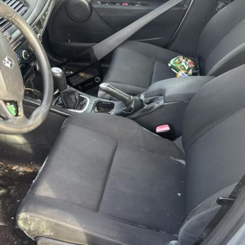 Reservoir essence RENAULT MEGANE 3 Photo n°10