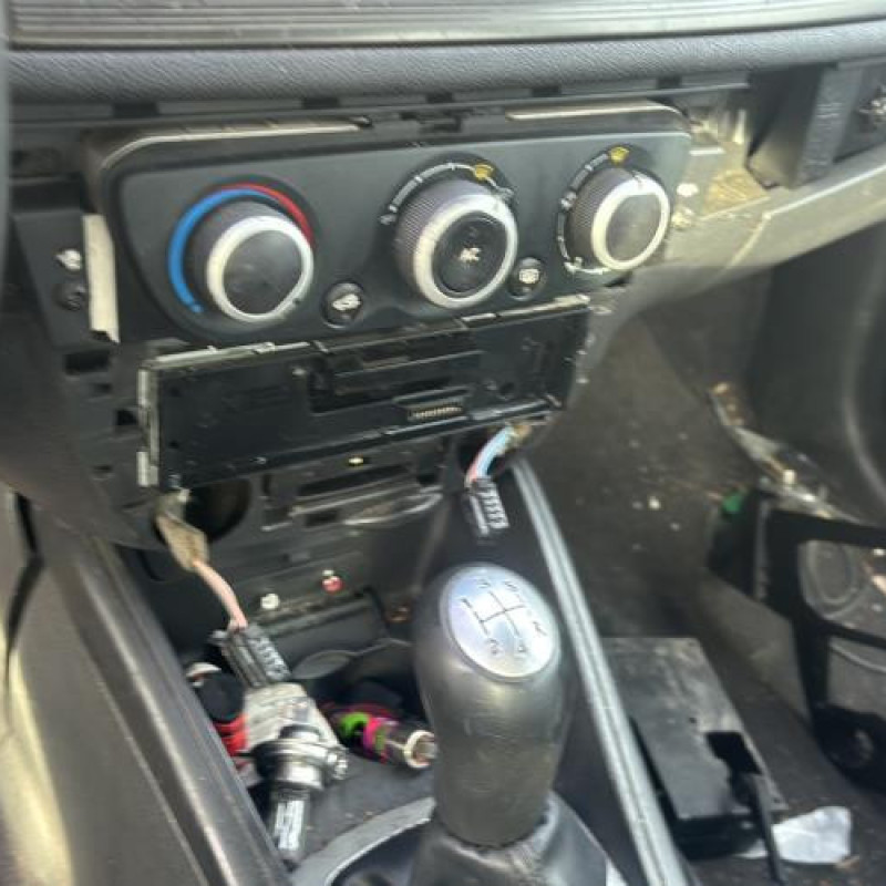 Reservoir essence RENAULT MEGANE 3 Photo n°16