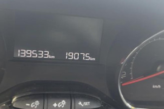 Autoradio PEUGEOT 208 1