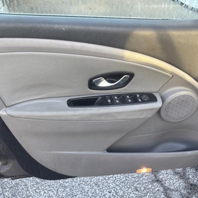 Ressort de suspension arriere gauche RENAULT MEGANE 3 Photo n°9