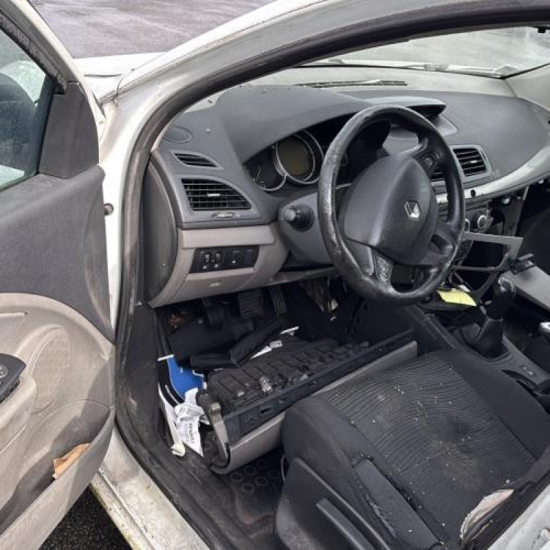 Ressort de suspension arriere gauche RENAULT MEGANE 3 Photo n°9