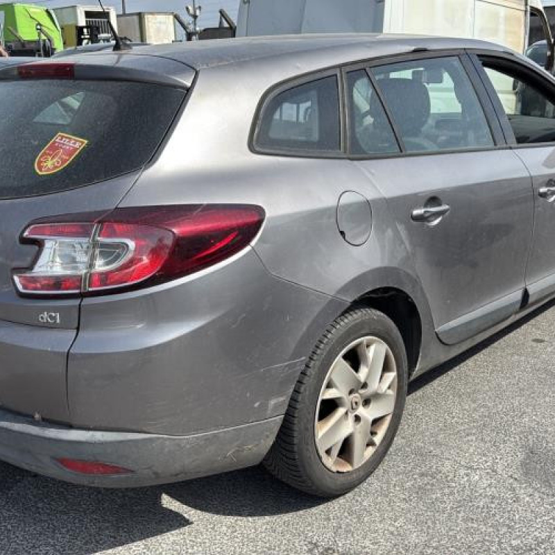 Ressort de suspension arriere gauche RENAULT MEGANE 3 Photo n°3