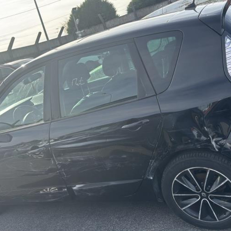 Reservoir essence RENAULT SCENIC 3 Photo n°18