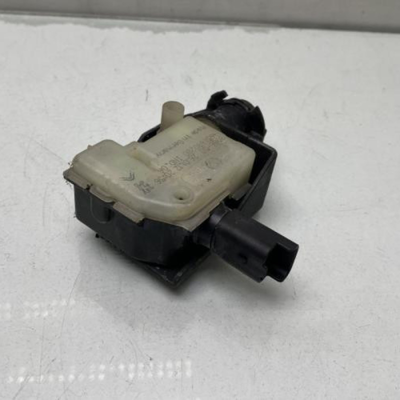 Actionneur verrou trappe d'essence PEUGEOT 508 1 Photo n°2