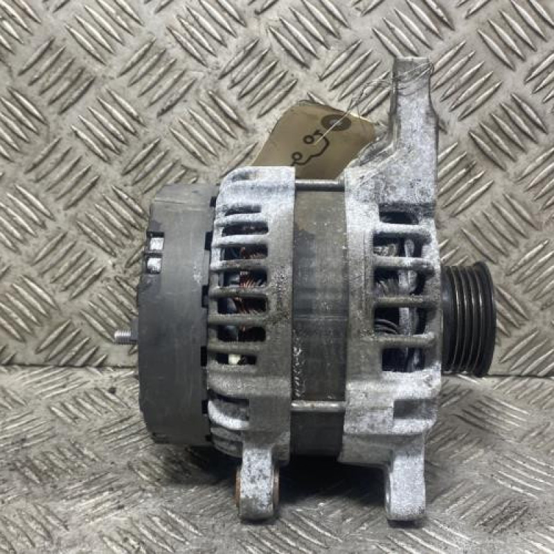 Alternateur MERCEDES CLASSE A 176 Photo n°4