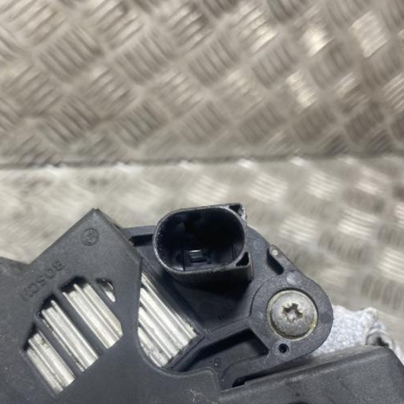 Alternateur MERCEDES CLASSE A 176 Photo n°5