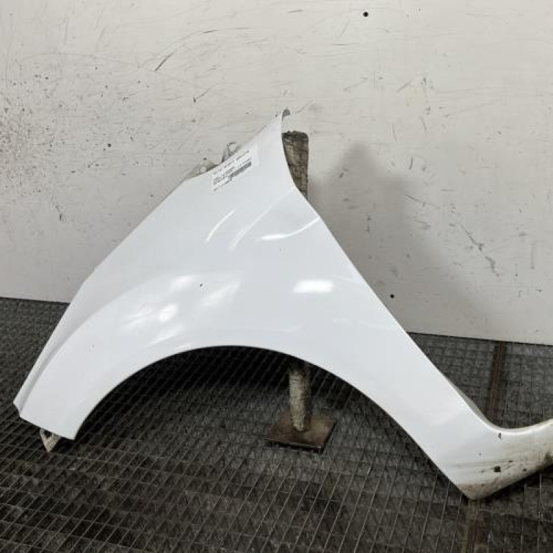 Aile avant gauche FORD FIESTA 6 Photo n°3