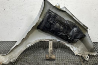 Aile avant gauche FORD FIESTA 6