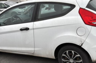 Aile avant gauche FORD FIESTA 6