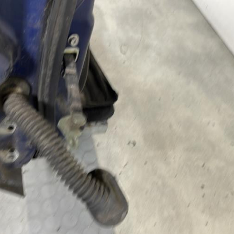 Porte avant droit SUZUKI LIANA Photo n°5