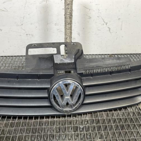 Calandre VOLKSWAGEN POLO 4 Photo n°1