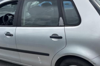 Calandre VOLKSWAGEN POLO 4