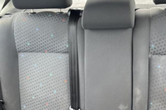 Calandre VOLKSWAGEN POLO 4