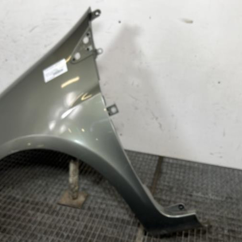 Aile avant gauche RENAULT CLIO 3 Photo n°3