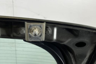 Malle/Hayon arriere RENAULT CLIO 3