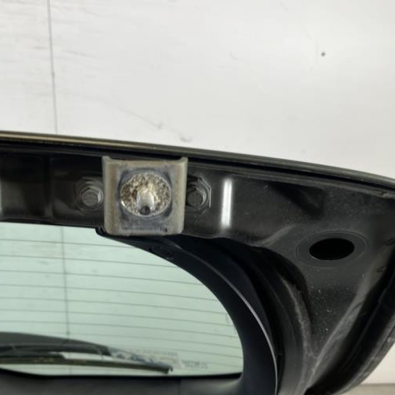 Malle/Hayon arriere RENAULT CLIO 3 Photo n°10