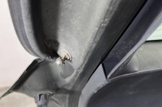 Malle/Hayon arriere RENAULT CLIO 3