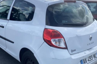 Porte avant droit RENAULT CLIO 3