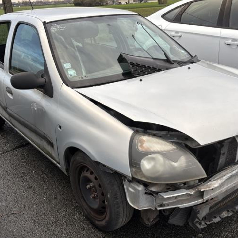 Aile avant droit RENAULT CLIO 2 Photo n°6