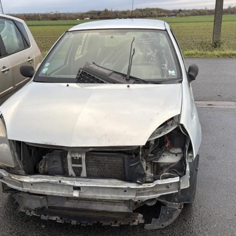 Aile avant droit RENAULT CLIO 2 Photo n°11