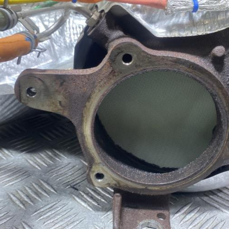 Catalyseur (echappement) RENAULT CLIO 5 Photo n°3