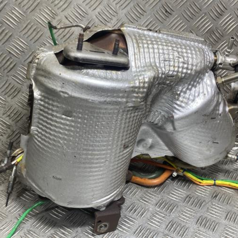 Catalyseur (echappement) RENAULT CLIO 5 Photo n°10