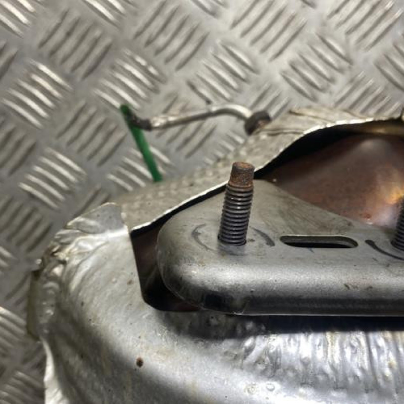 Catalyseur (echappement) RENAULT CLIO 5 Photo n°12
