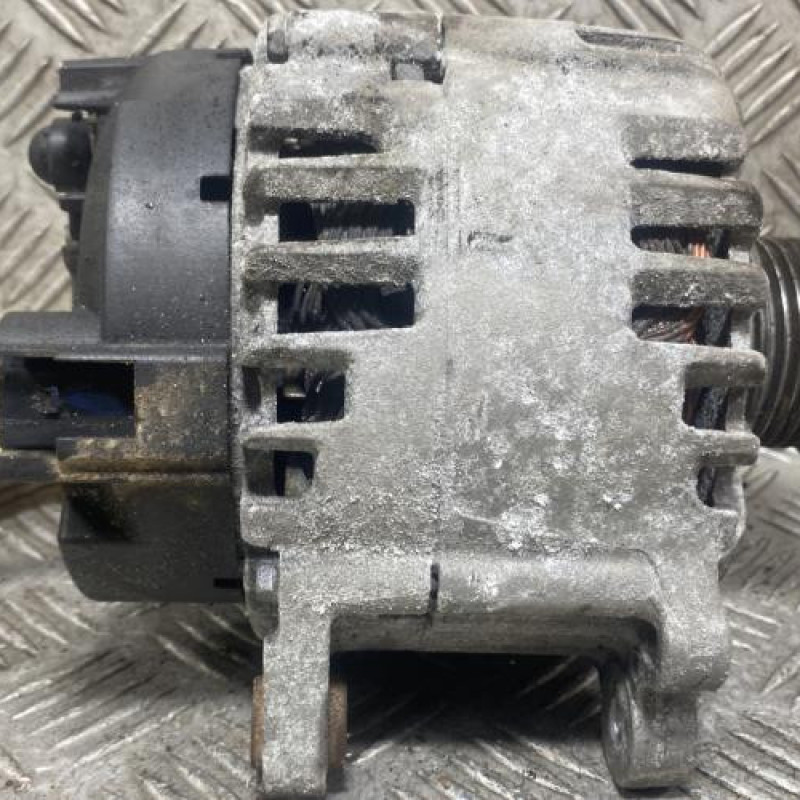 Alternateur VOLKSWAGEN GOLF 7 Photo n°6