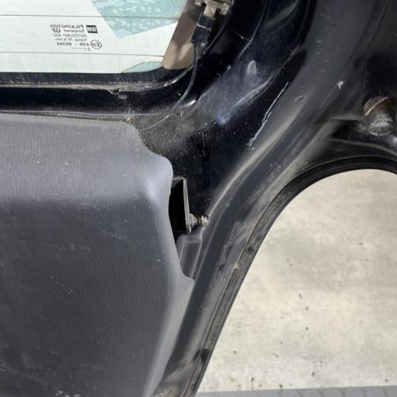 Malle/Hayon arriere OPEL AGILA A Photo n°10